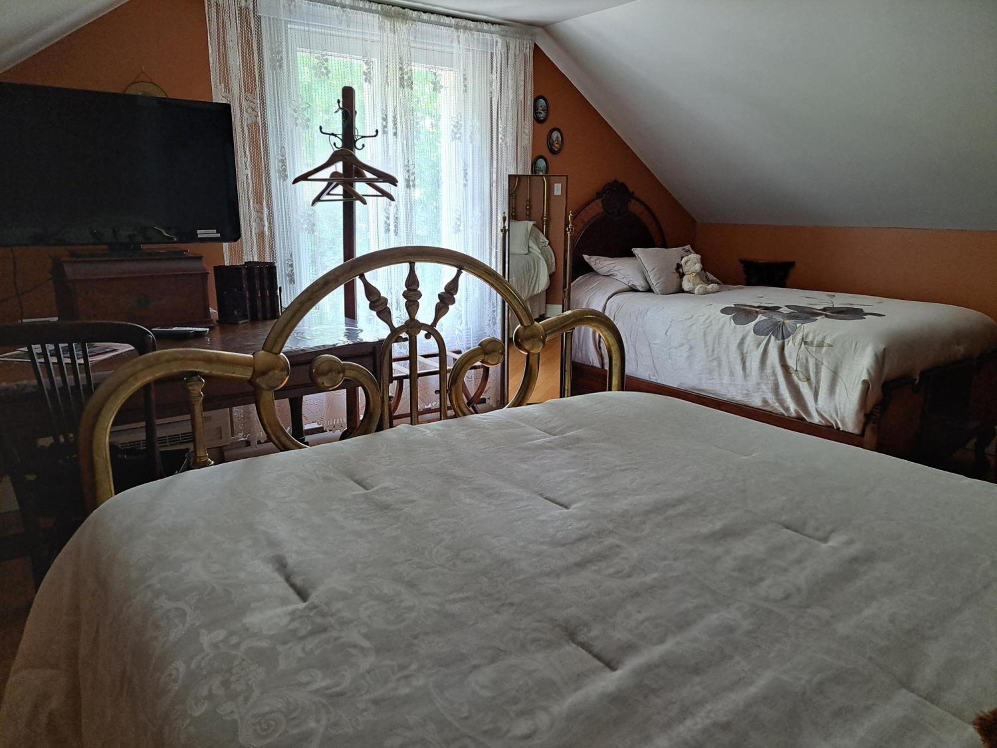 Gite Au Charme Victorien Beauceville Ngoại thất bức ảnh